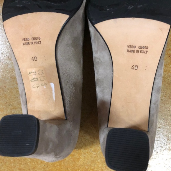 Taryn Rose Grey Suede Shoes 9M - Picture 4 of 4